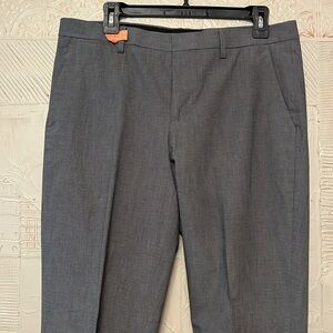 EUC Express Men’s Stretch Gray Dress Pants/Chinos, size 33/32